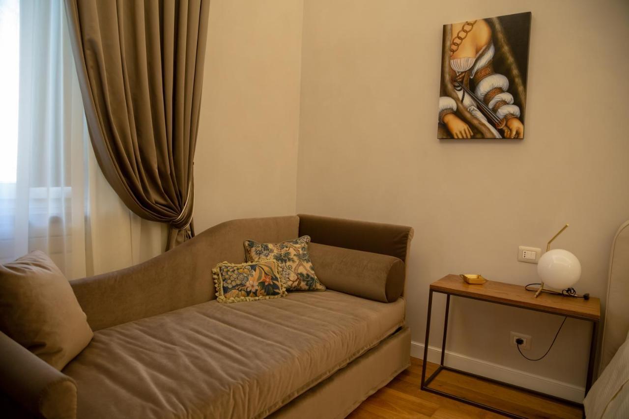 Dimora Storica Lo Svevo Hotel Iesi Bagian luar foto